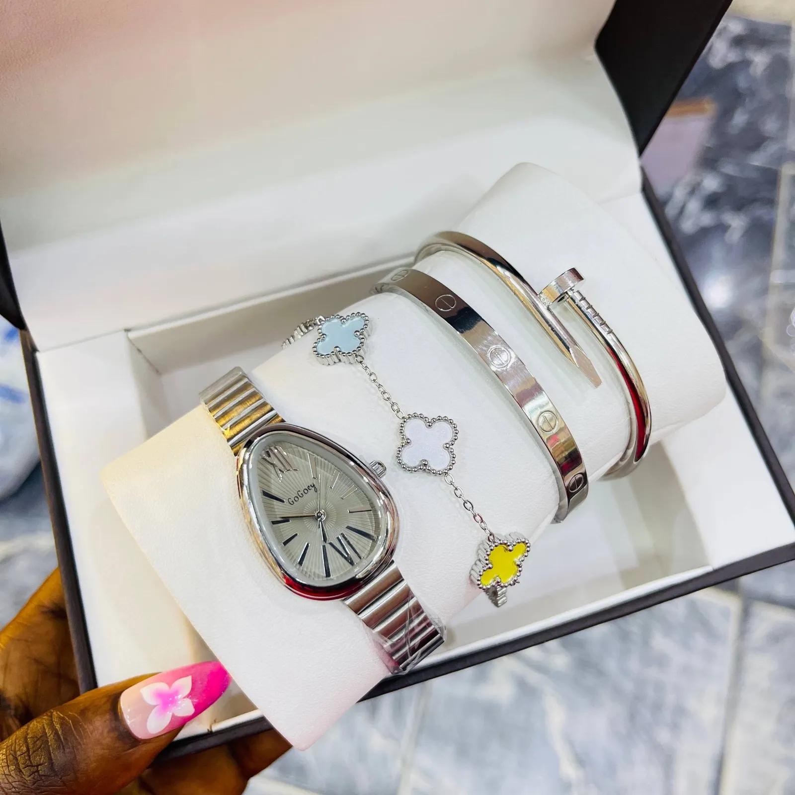 Luxe Watch Stack, photo 3