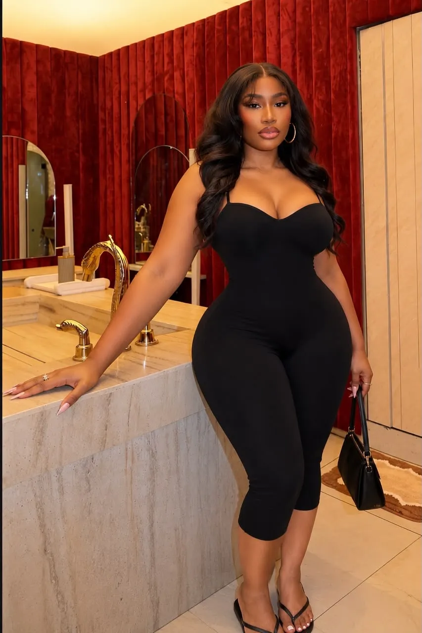 Chic Capri Romper, photo 2